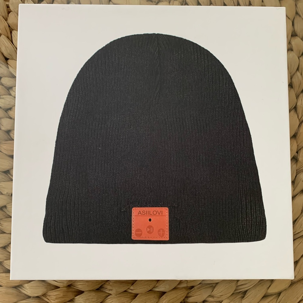 Bluetooth Beanie- NEW